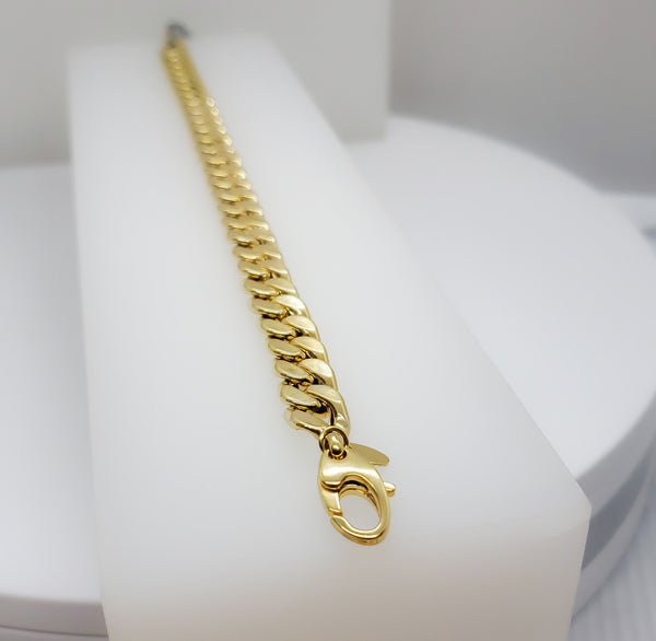14kt. Italian Curved Link Semi Solid Bracelet